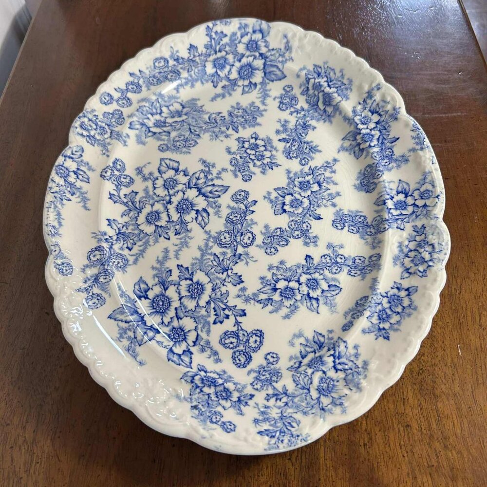 Vintage Taylor Smith & Taylor Dogwood Blue oval platter - Picture 2 of 10